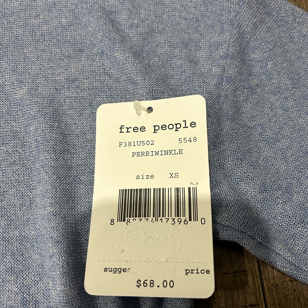 Free People - Picture 3 of 5